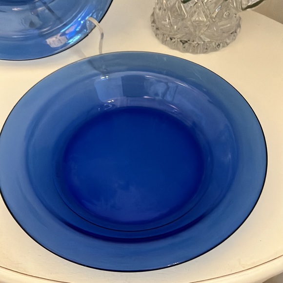 Arcoroc Cobalt Blue Wide Rim Soup Bowls, 8 1/2” Across x 1 1/4” Deep. Pair - Picture 2 of 8